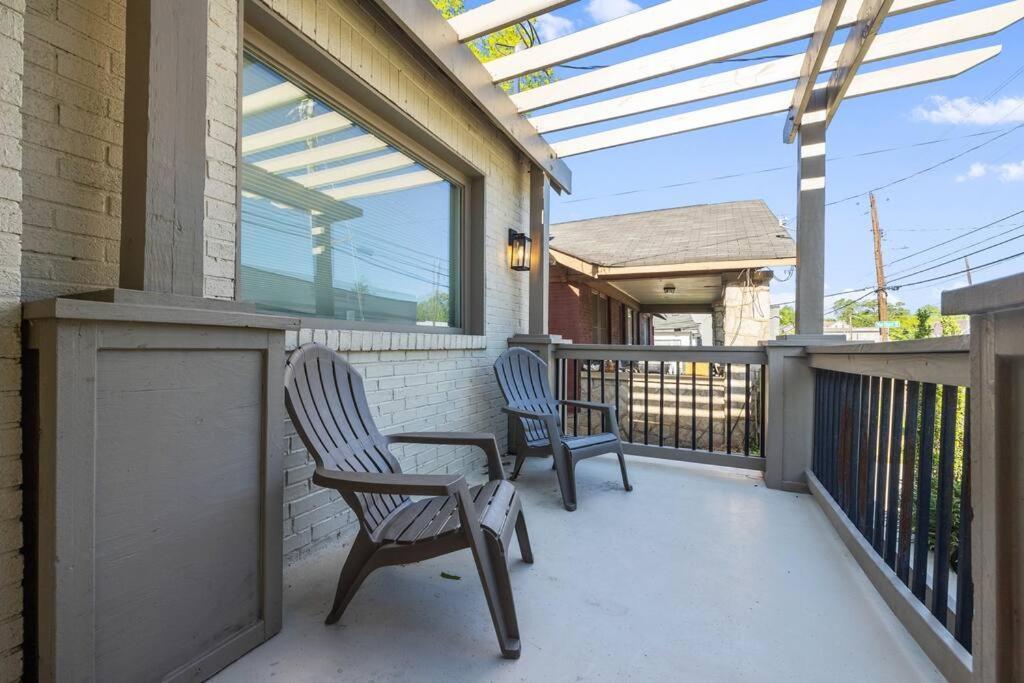 Designer Home: King Beds, Luxe Bath+Free Parking! Atlanta Extérieur photo